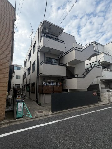 メゾンフラワーの外観