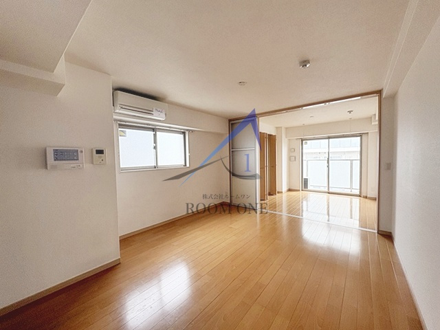 AXIA sugamo の居間・リビング|洋室のお部屋です。
