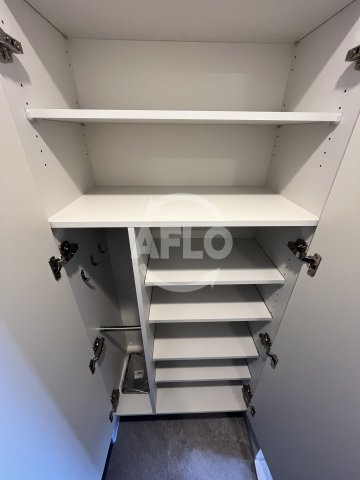 ファーストフィオーレ江坂垂水町2の収納|ファーストフィオーレ江坂垂水町Ⅱ　シューズボックス