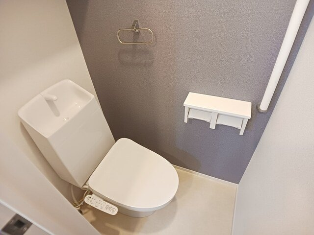 セレノ生駒Ⅱのトイレ|落ち着いたトイレです