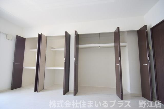 レジディア城北公園通の収納