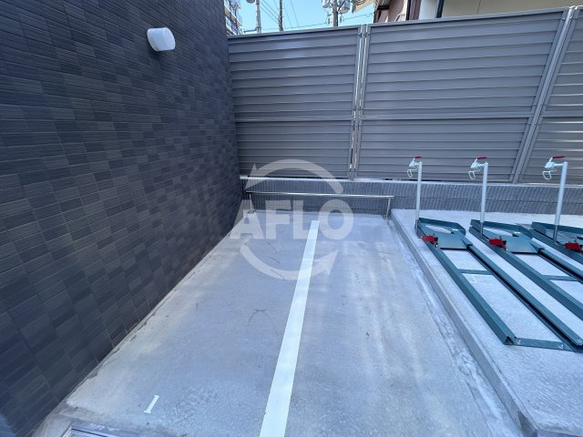 ファーストフィオーレ江坂垂水町2の設備|ファーストフィオーレ江坂垂水町Ⅱ　バイク置き場