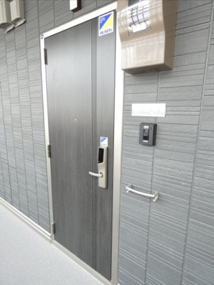 【エントランス】 | ディアライズ小郡船倉町B棟 