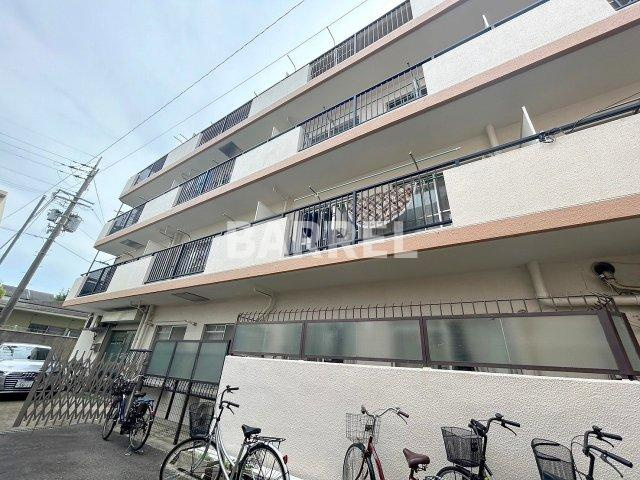 シンコーハイツの外観
