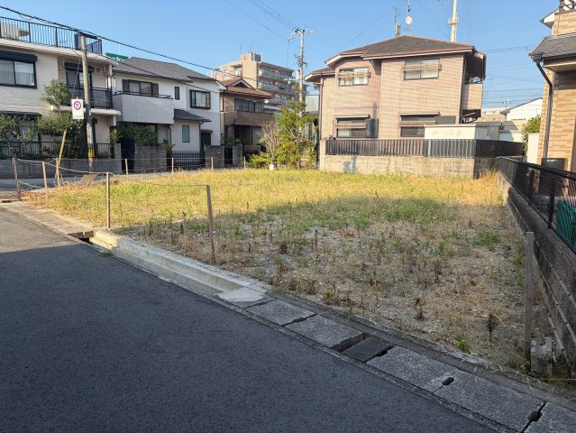 【前面道路含む現地写真】の画像