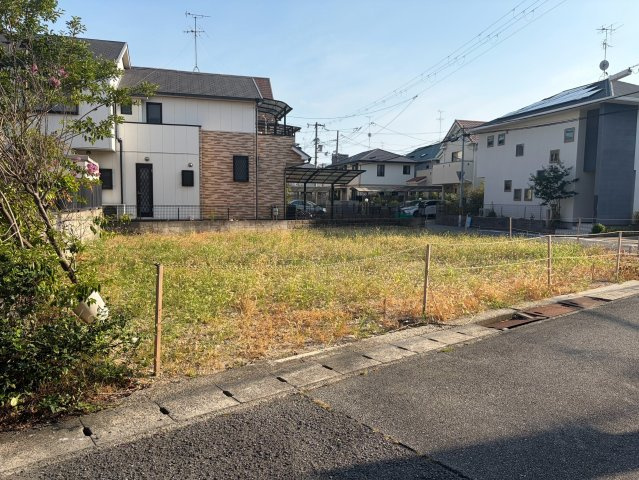 【前面道路含む現地写真】の画像