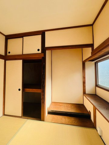 塩屋町9丁目戸建の和室