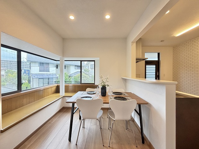 【居間・リビング】 | 筑紫野市光が丘４丁目　戸建て