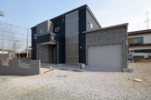 【中古】入間郡毛呂山町西大久保ガレージ付中古住宅