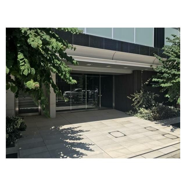 アデニウムコート木場公園のエントランス