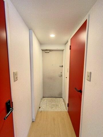 ＭＯＤＵＬＯＲ三軒茶屋Ⅱの玄関