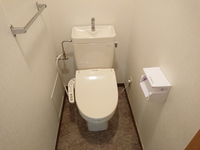 阿部松島マンションのトイレ
