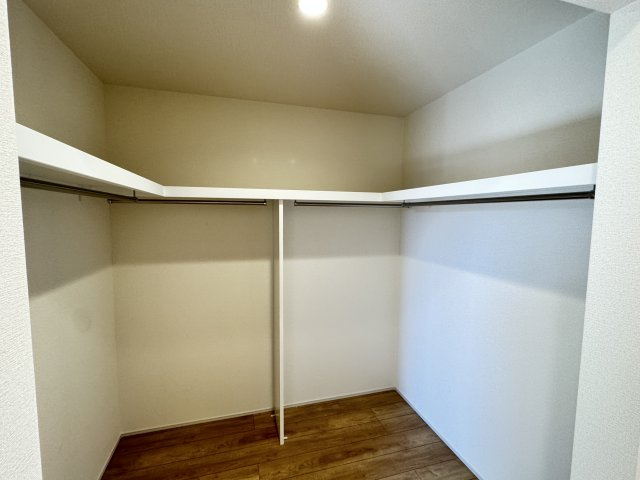 ブルーミングガーデン前橋市女屋町　４号棟の収納|【イメージ画像】2階洋室③収納です