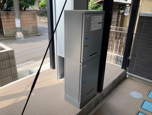 リブリ・OZAWAのエントランス