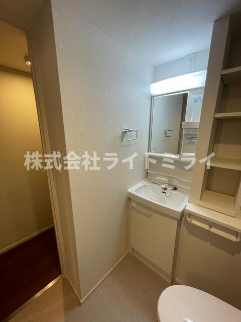 エストゥルースプラス田端の洗面所