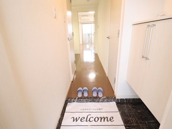 ＧＲＡＮＤ　ＲＩＳＥ　住居の玄関