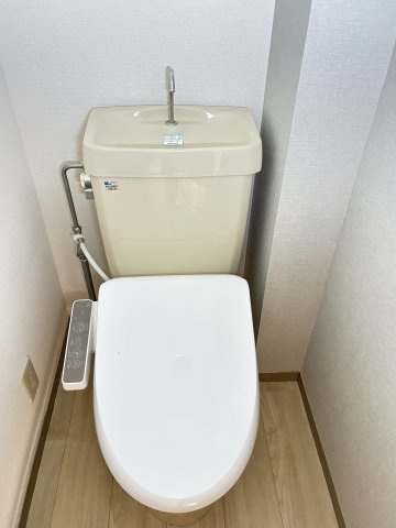 ツインコート八田Ａ棟のトイレ