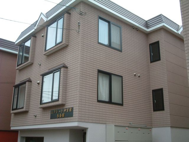 エクシード神宮前参番館