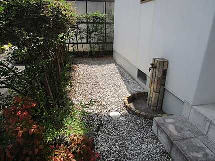 広島市安佐南区大塚西７丁目の中古一戸建の庭