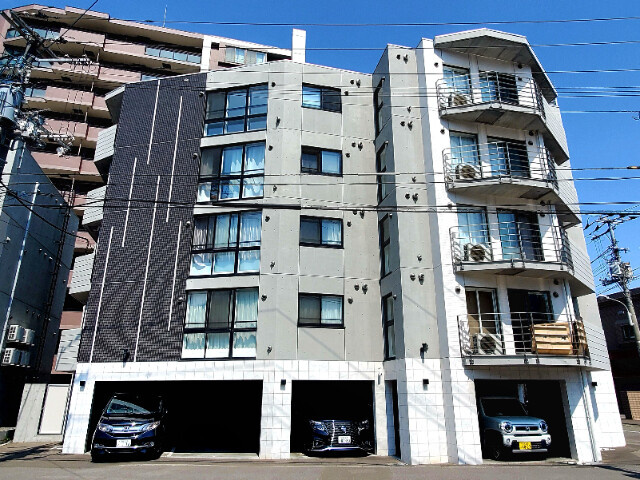 札幌市中央区南七条西２４丁目の賃貸マンション