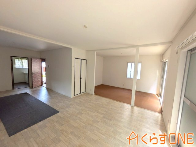 【居間・リビング】 | 生活便のいいリフォーム済中古住宅／姫路市広畑区吾妻町2丁目