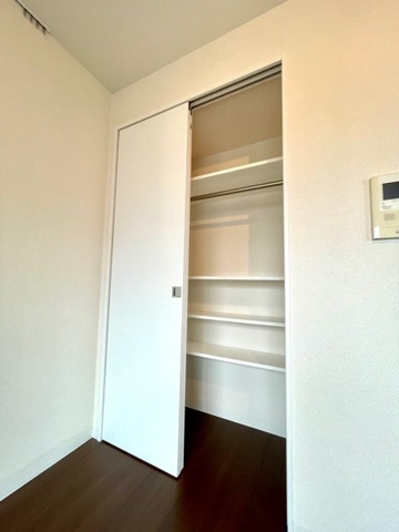新品家具付きマンション市谷薬王寺町8(KaGood東京)の収納