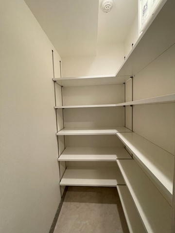 新品家具付きマンション谷中9(KaGood東京)の収納