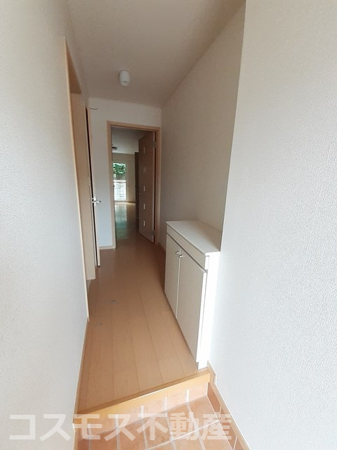 ヴィラ　白鳩　Ｂの玄関
