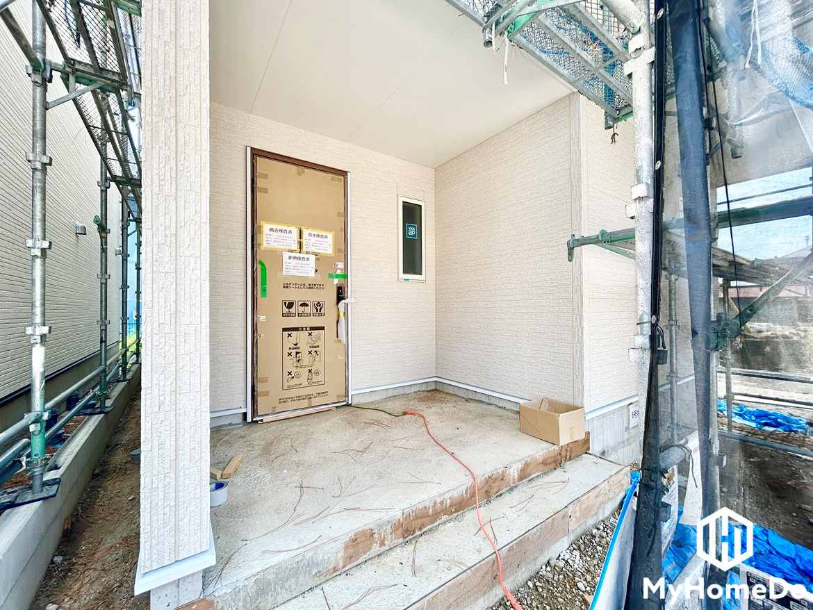 守山区瀬古東3丁目の玄関