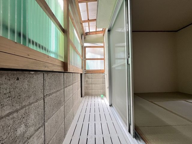 北野田貸家のバルコニー