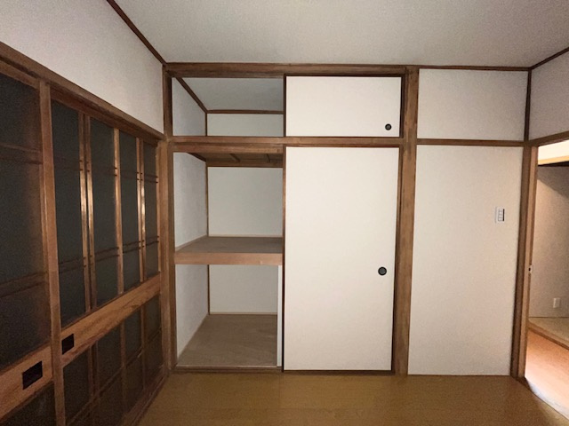 北野田貸家の収納