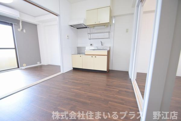 サニーハイツ川端の居間・リビング