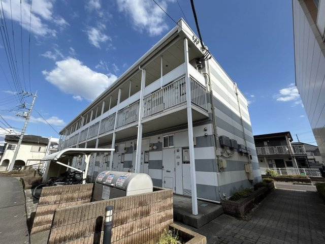 レオパレスエムロードの外観