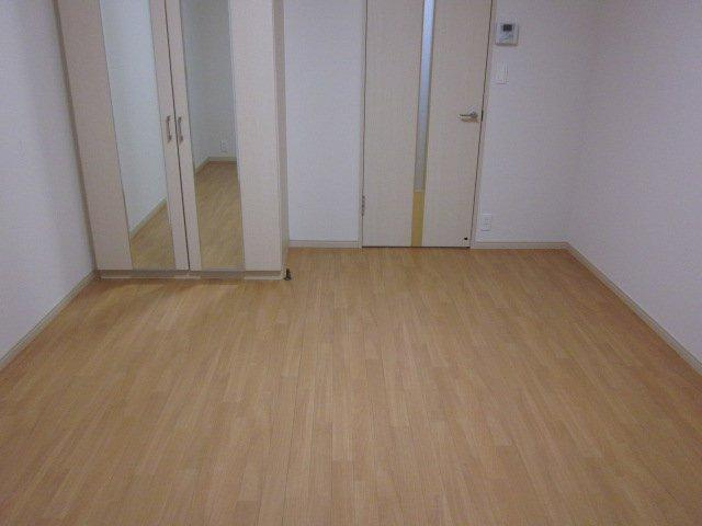 ワイズ　パラシオンの内装|洋室