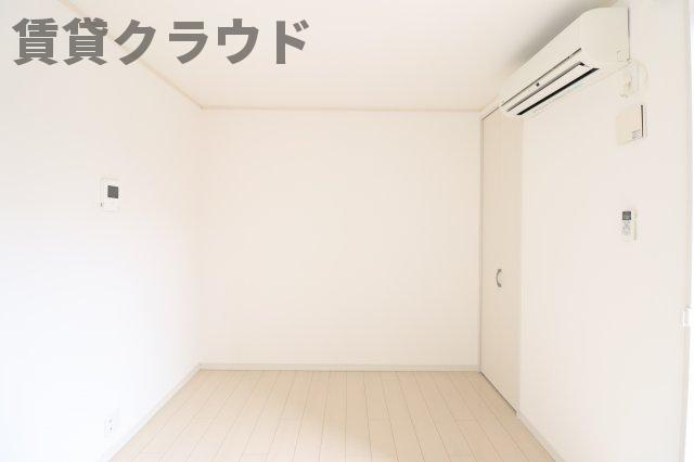 ファミリエールエム本千葉の洋室|落ち着いて過ごせるお部屋なので、寝室にいかがでしょうか