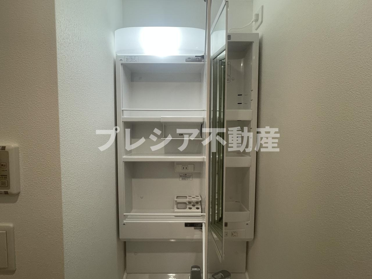 ソルテラス甲子園口クレアストの洗面所
