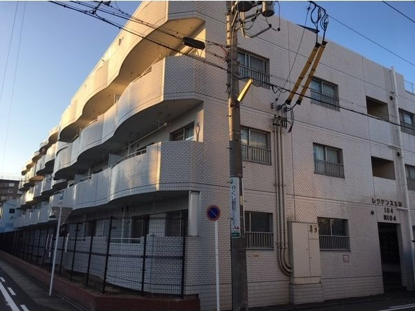 レジデンス光和104の外観