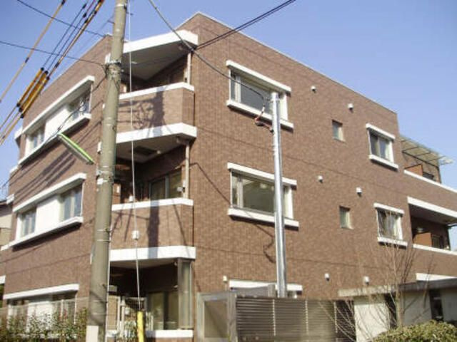 ピアッツァ経堂の外観
