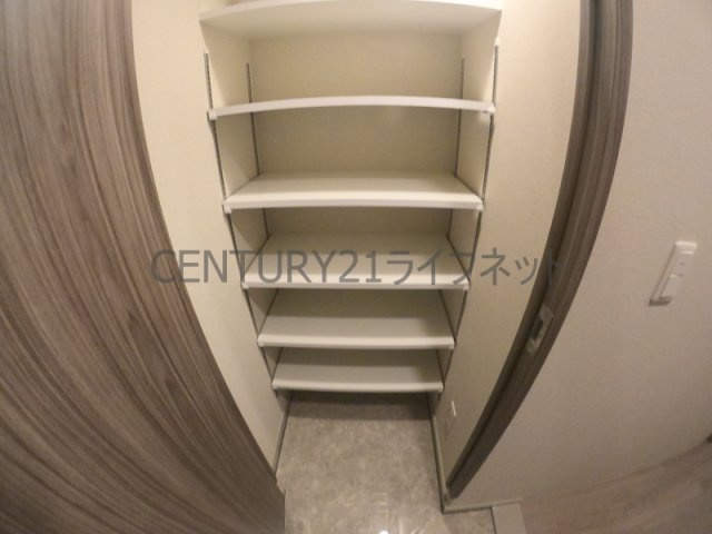 【玄関】 | リビオメゾン新大阪