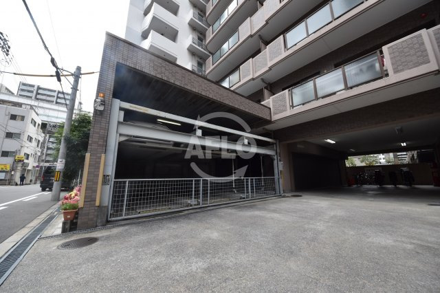 ウエスト江戸堀　(西船場小学校区)のその他共用部分|ウエスト江戸堀　駐車場