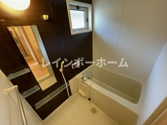アスティオン　Ⅲの浴室
