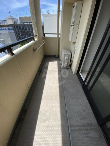 アモーレ本町ウエスト　明治小学校区のバルコニー|アモーレ本町ウエスト　バルコニー