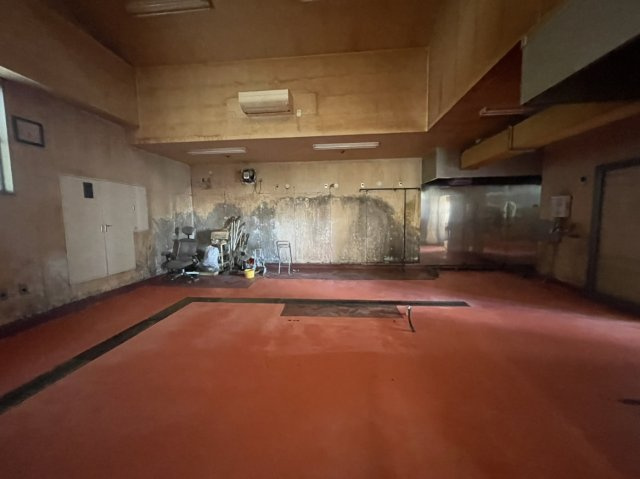 越前市芝原テナントの内装