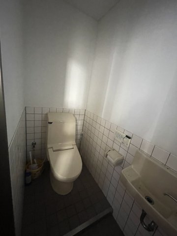 越前市芝原テナントのトイレ