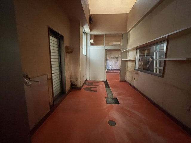 越前市芝原テナントの内装