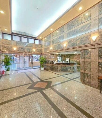 ロイヤルシャトーねやがわオークビルのロビー|■物件内覧・資金計画相談・住宅ローン相談、リフォーム相談、お問合せ受付中■
※当日・翌日のご内覧、ご相談はお電話でのお問合せがスムーズです！