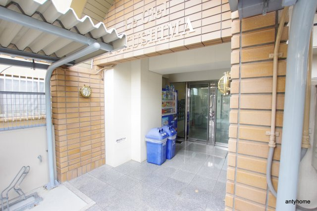 ルシェル福島　仲介手数料無料のエントランス