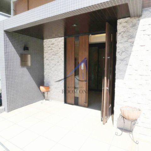 ルミエール横浜のエントランス|エントランスです。