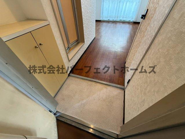 サンライズ枚方の玄関|明るい玄関です