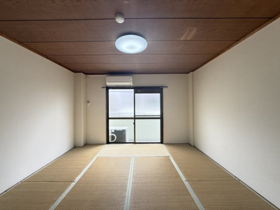 【寝室】 | 西林マンション